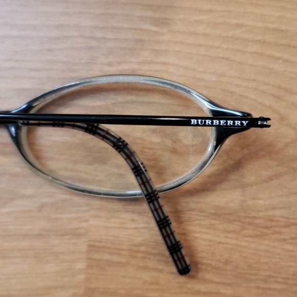 Y2K BURBERRY glasses - Picture 5 of 13